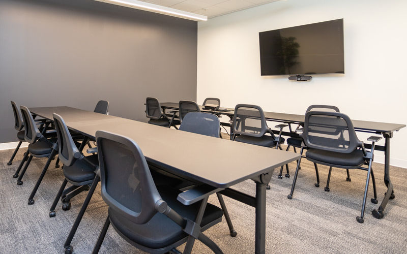 701 Green Valley Rd, Greensboro Image 5