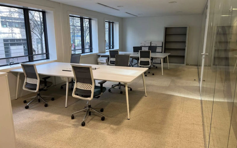 155 Rue Anatole France, Levallois-perret, 25 DESKS 155 Rue Anatole France, Levallois-perret Image 1