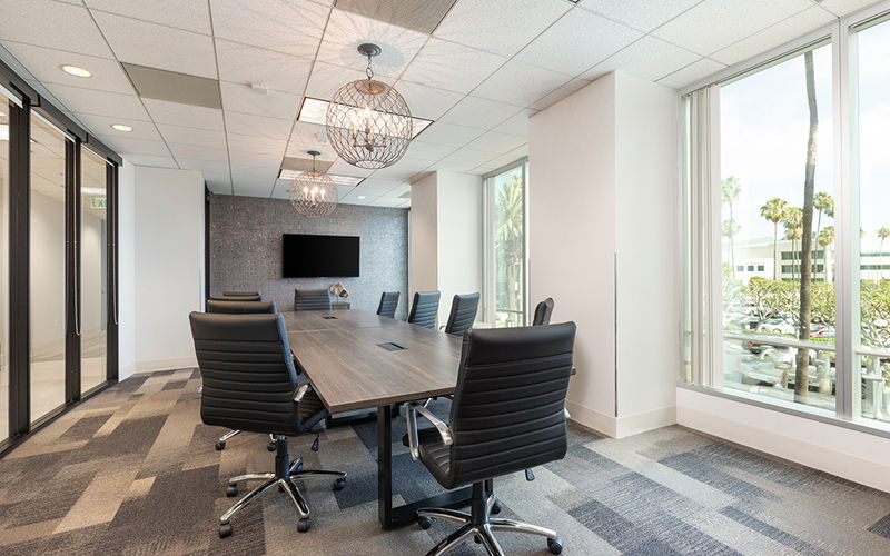 3780 Kilroy Airport Way, Long Beach, 5 DESKS 3780 Kilroy Airport Way, Long Beach Image 1