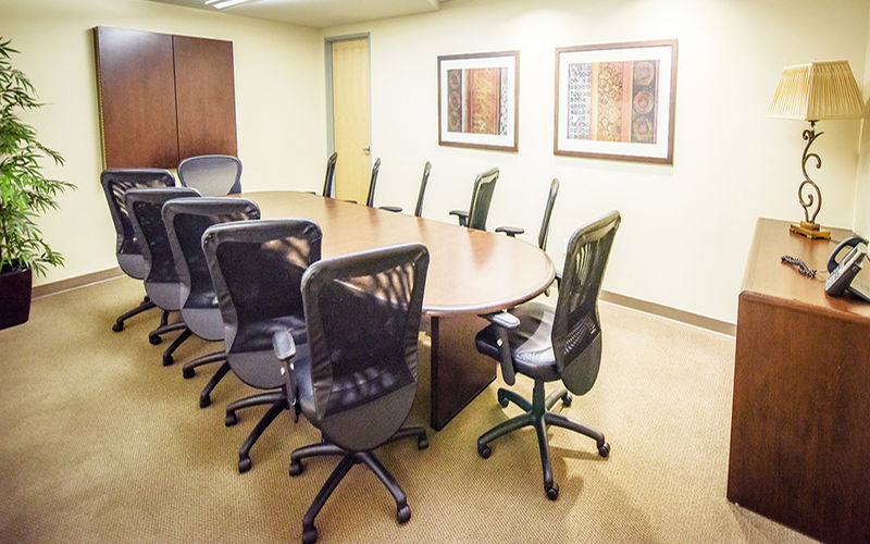 14500 Roscoe Blvd, Panorama City, 5 DESKS 14500 Roscoe Blvd, Panorama City Image 1