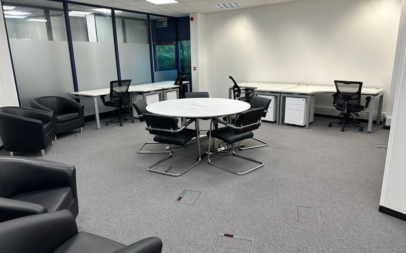 Point South Park Plaza Hayes Way, Staffordshire Image 5