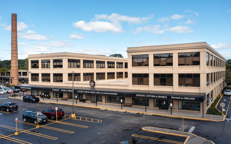 333 W Commercial St, East Rochester Image 6