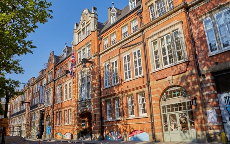 25 Eccleston Place, London Image 12