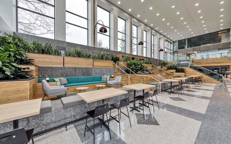 1901 N Roselle Road, Schaumburg Image 3