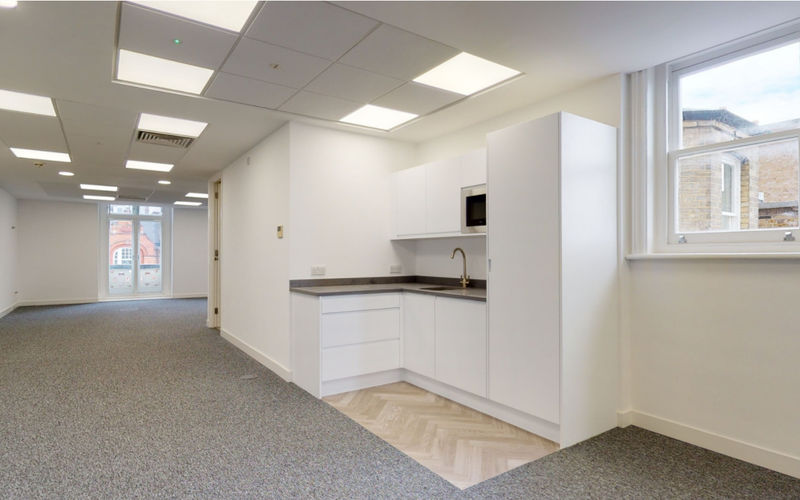 32 Wigmore Street, Marylebone Image 1