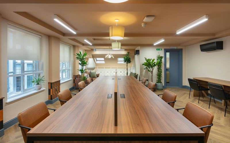 34-36 Queen Anne Street, London, 16 DESKS 34-36 Queen Anne Street, London Image 1