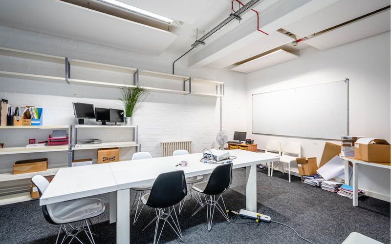 35-47 Bethnal Green Road, Bethnal Green Image 1