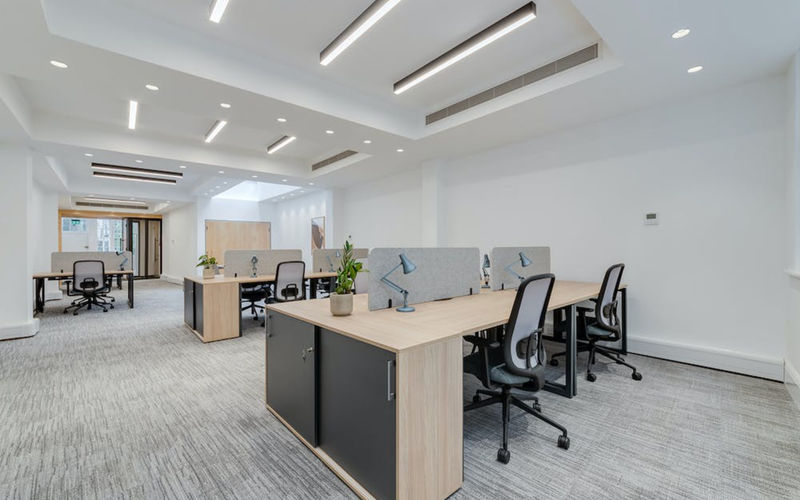 5 Pemberton Row, Midtown Image 3