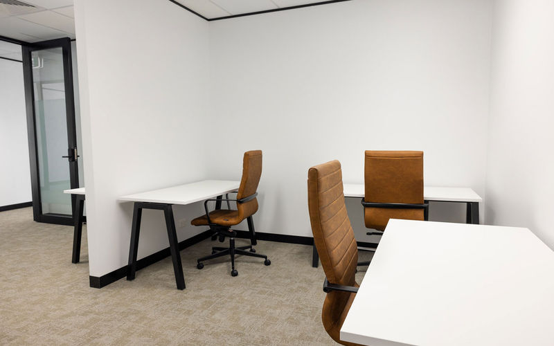 120 Siganto Drive, Helensvale Image 3