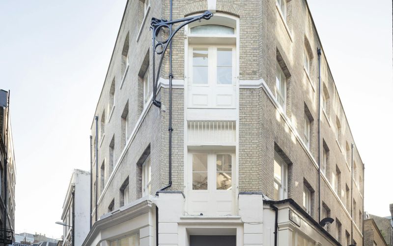 65 Carter Lane, London Image 5