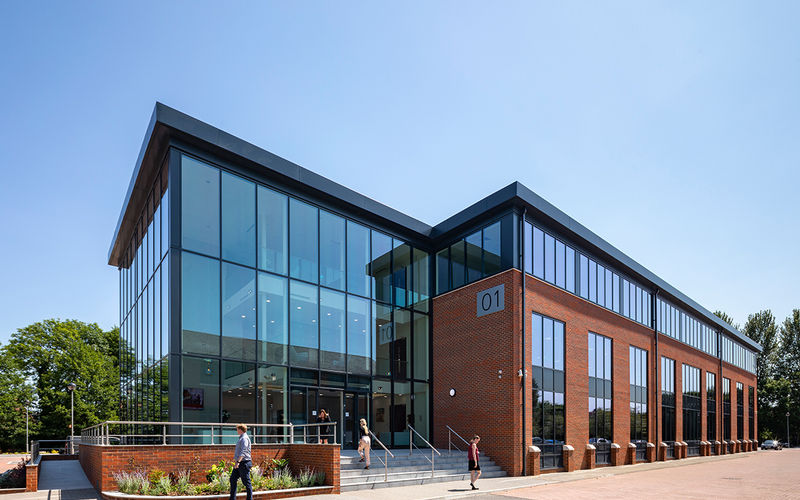 1 Meadlake Place, Egham Image 7