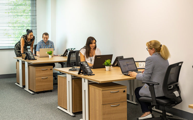 9 Vine Road, Uxbridge Image 3