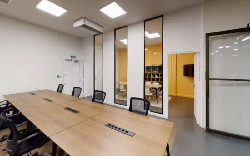 18 Rue D'enghien, Paris Image 3