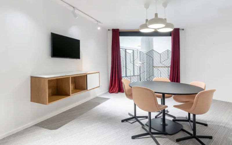 22 Bull St, Savannah Image 4