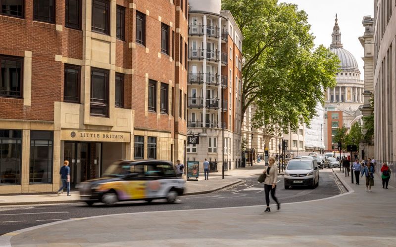 20 Little Britain, London Image 12