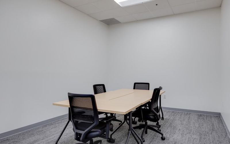 910 W Carver Rd, Tempe Image 3