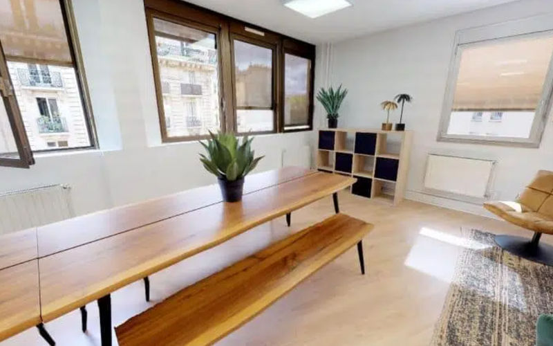 5 Pl Du Colonel Fabien, Paris Image 6