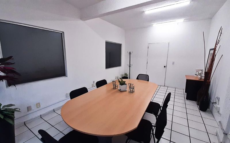 2496 Calle Efraín González Luna  Arcos, Guadalajara Image 4