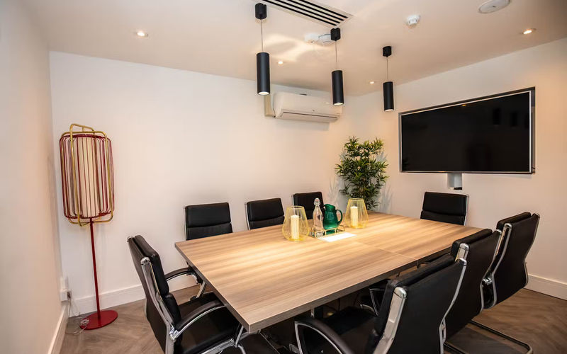 12-12a Margaret Street, Fitzrovia Image 4