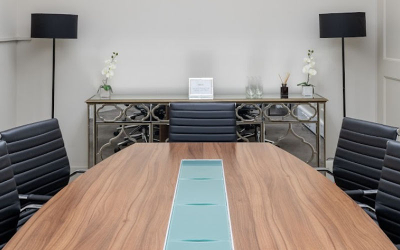 7 Grosvenor Gardens, Victoria Image 6