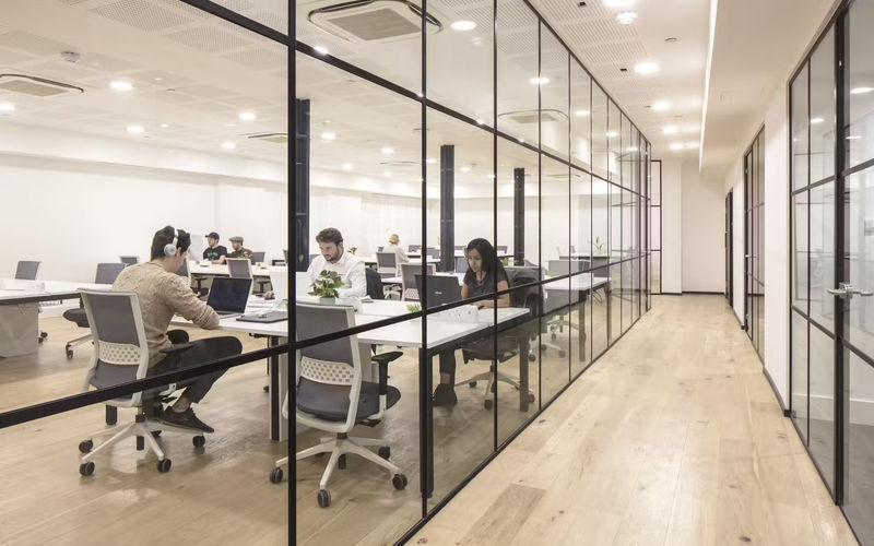 29 Clerkenwell Road, Clerkenwell Image 3