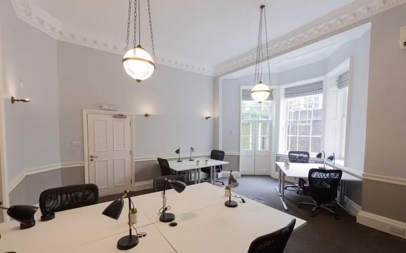 5 Southampton Place, Holborn Image 3