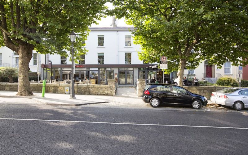 6/7 Marine Rd Dún Laoghaire, Dublin Image 8