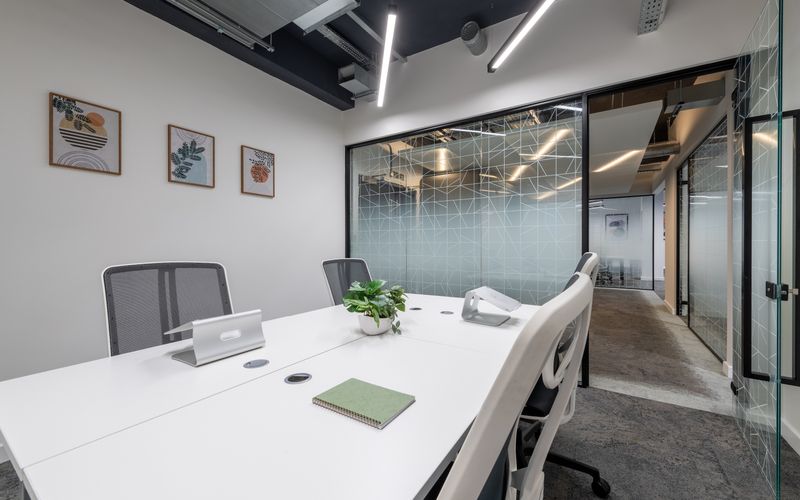 71-73 Carter Lane, St Pauls Image 3