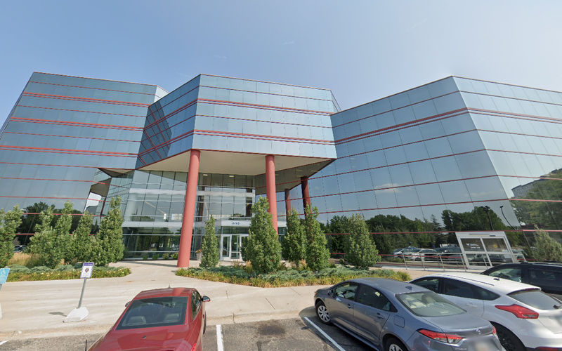 6160 Summit Dr N, Brooklyn Center Image 6