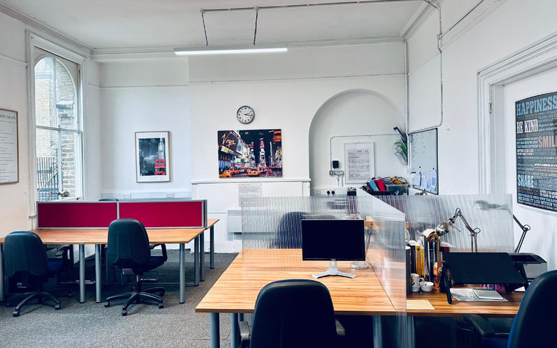 Westcott Crescent, Hanwell Image 2