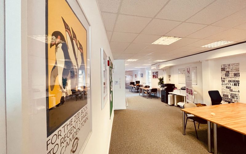 69 High Street, Berkshire Image 2