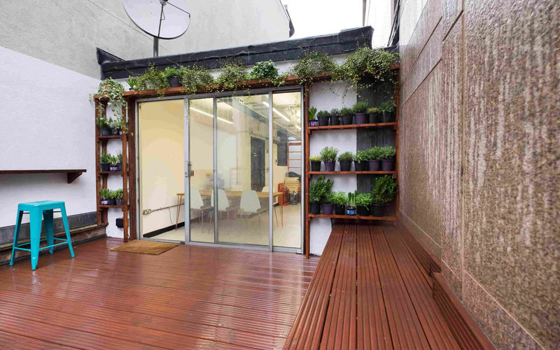 10 Clothier Street, Greater London Image 1