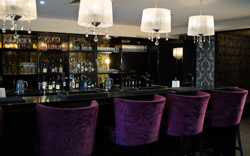 64 North Row, Mayfair Image 10