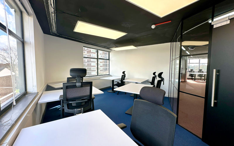 5-7 High Street, Greater London Image 4