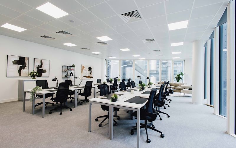 51 Lime Street, London Image 1