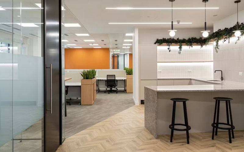 10 Saint Bride Street, Greater London Image 1