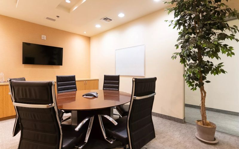 5200 Meadows Road, Lake Oswego Image 6