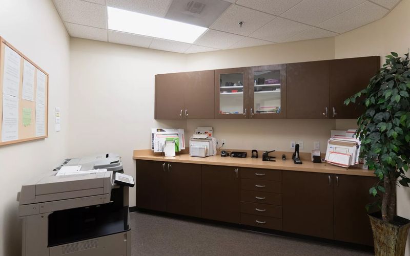 5200 Meadows Road, Lake Oswego Image 1