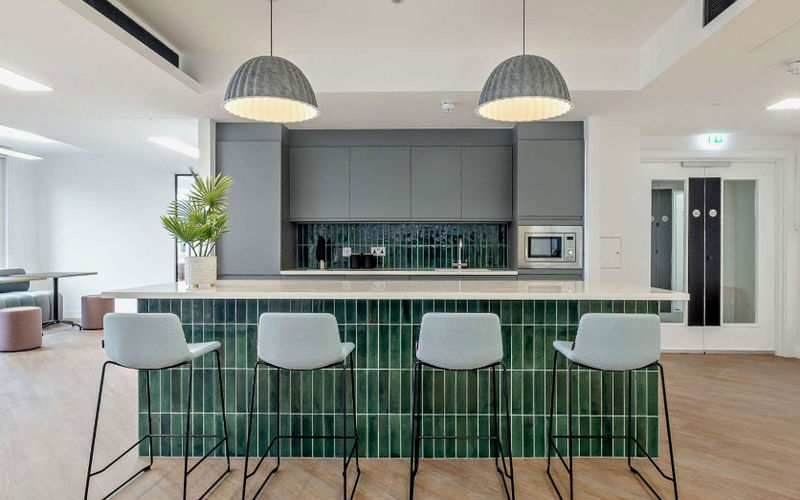 10-15 Queen St, London Image 7