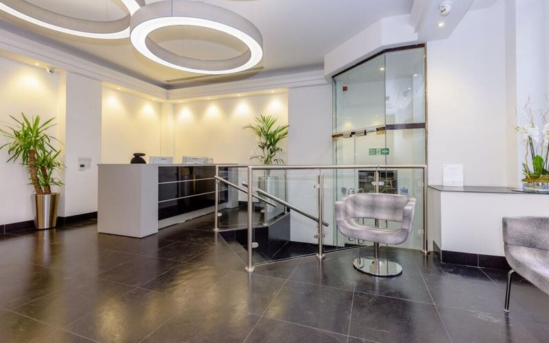 6 Laurence Pountney Hill, London Image 5