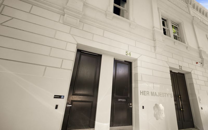 54 Davis Avenue, South Yarra Image 11