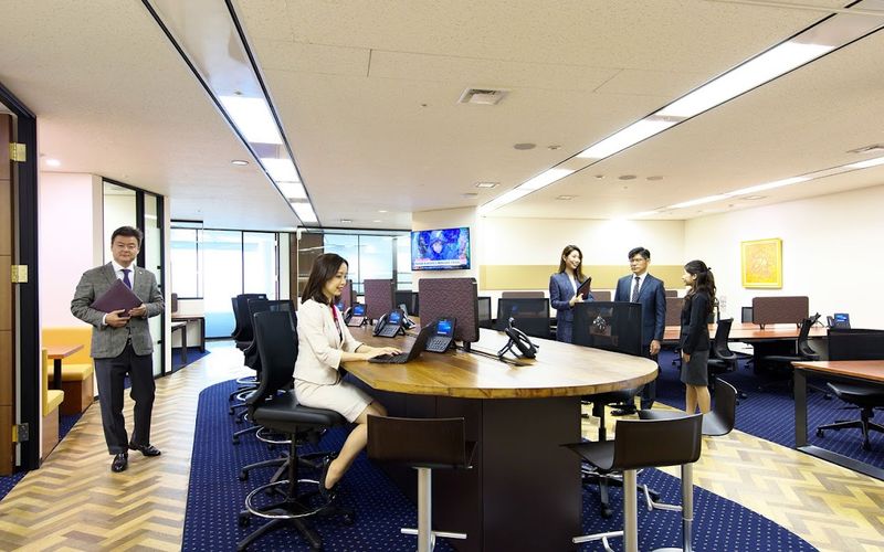 2-1-1 Edobori Nishi-ku, Osaka-shi Image 3