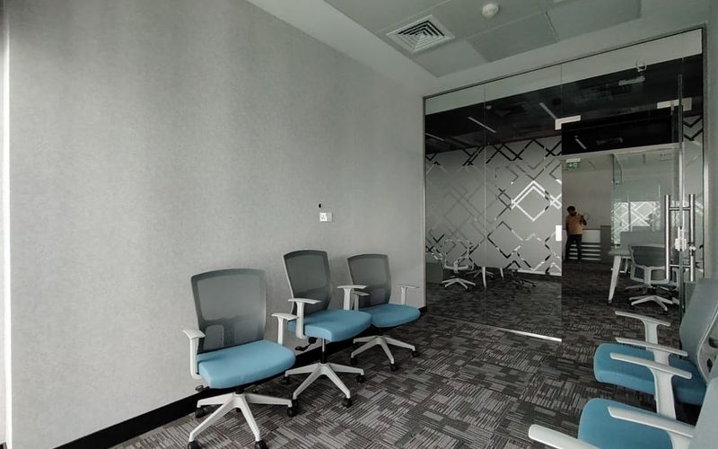 RT1 Hazaa Bin Zayed, Abu Dhabi Image 18