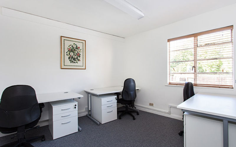 1 Golders Green Road, Greater London, 2 DESKS 1 Golders Green Road, Greater London Image 1