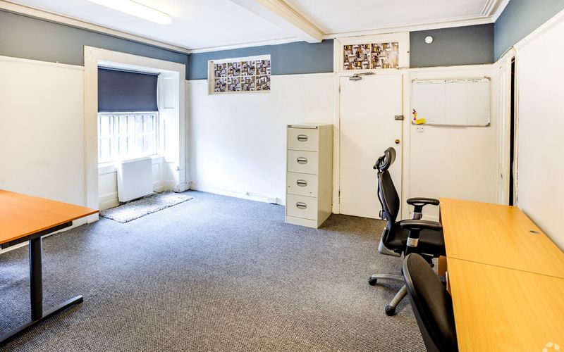 9 Newton Place, Glasgow City Image 4