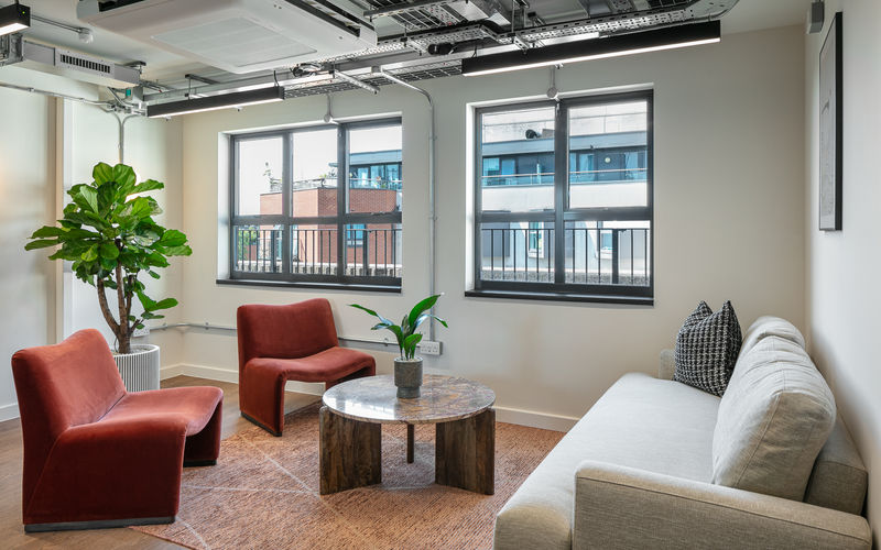 23 Goswell Road, Barbican Image 11