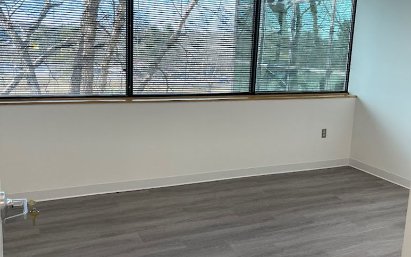 7135 Minstrel Way, Columbia Image 2