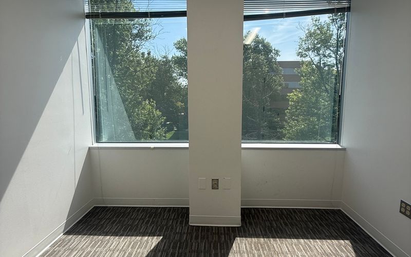 10306 Eaton Pl, Fairfax Image 3