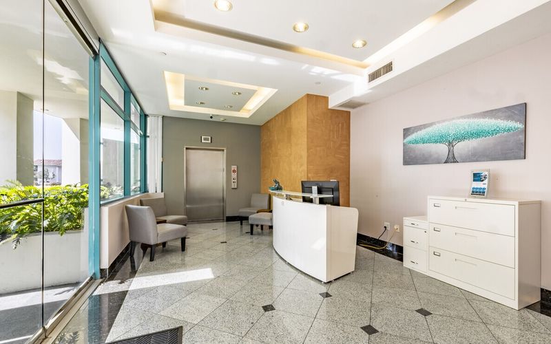 1010 North Central Avenue, Glendale Image 4