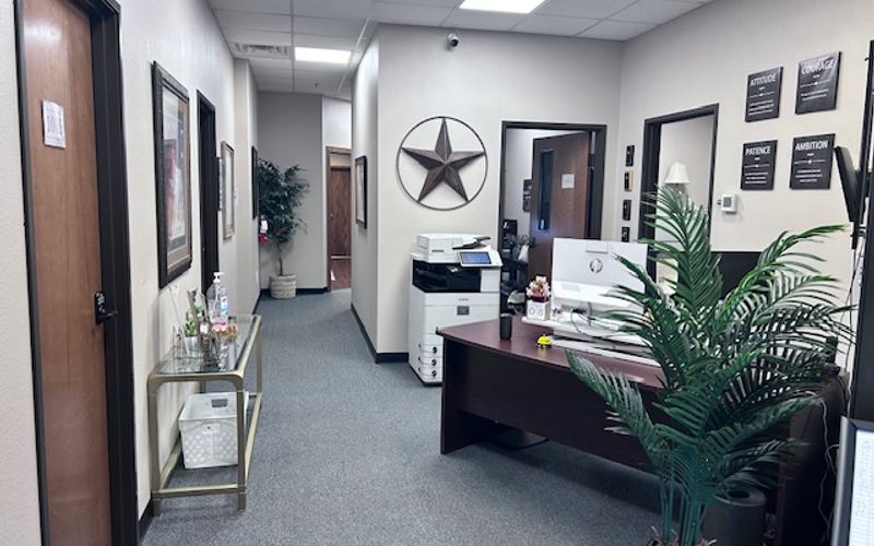 1332 Teasley Ln, Denton Image 1